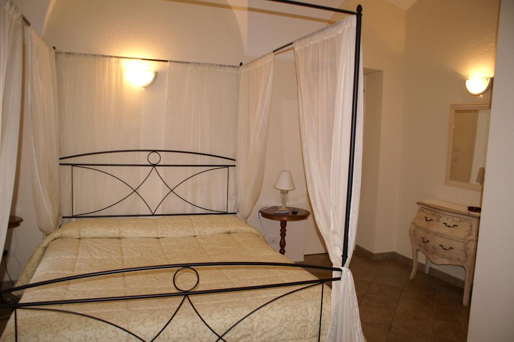 Hotel Porta Santa Maria Busca Værelse billede
